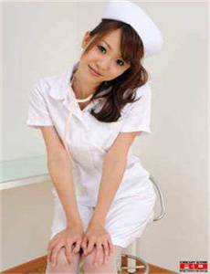 含紧一点H边做边走女女视频